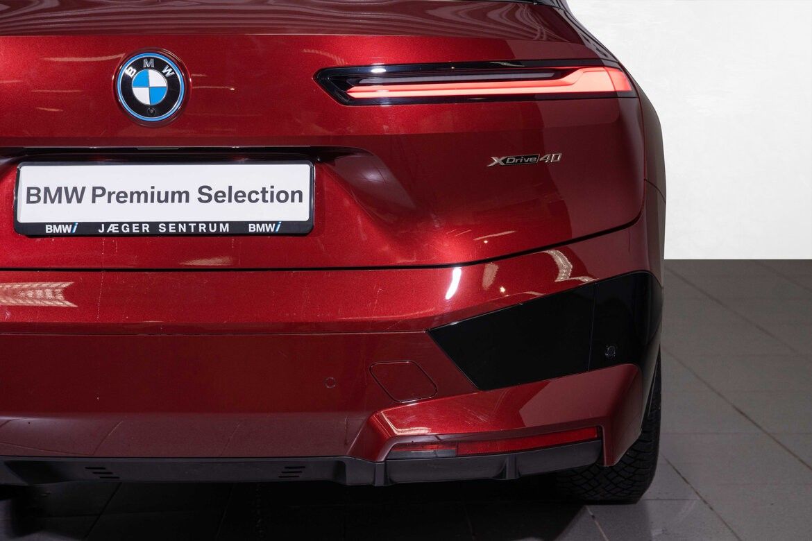 BMW iX xDrive 40