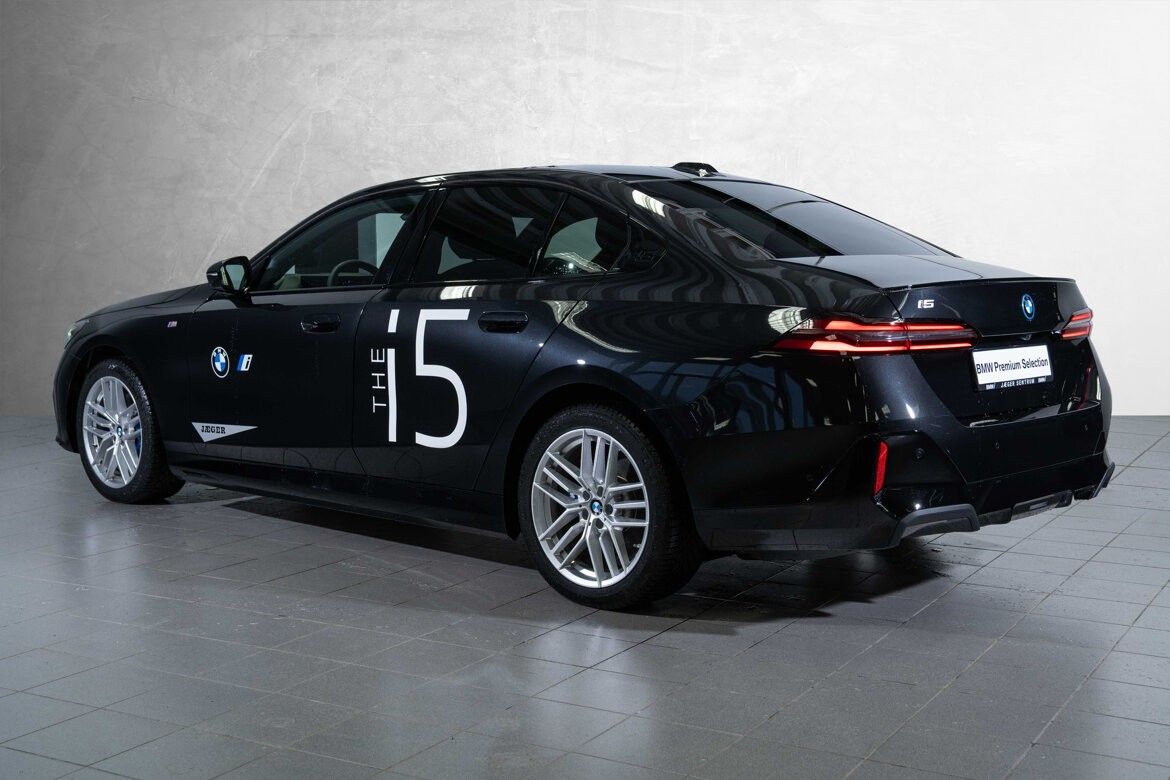 BMW i5