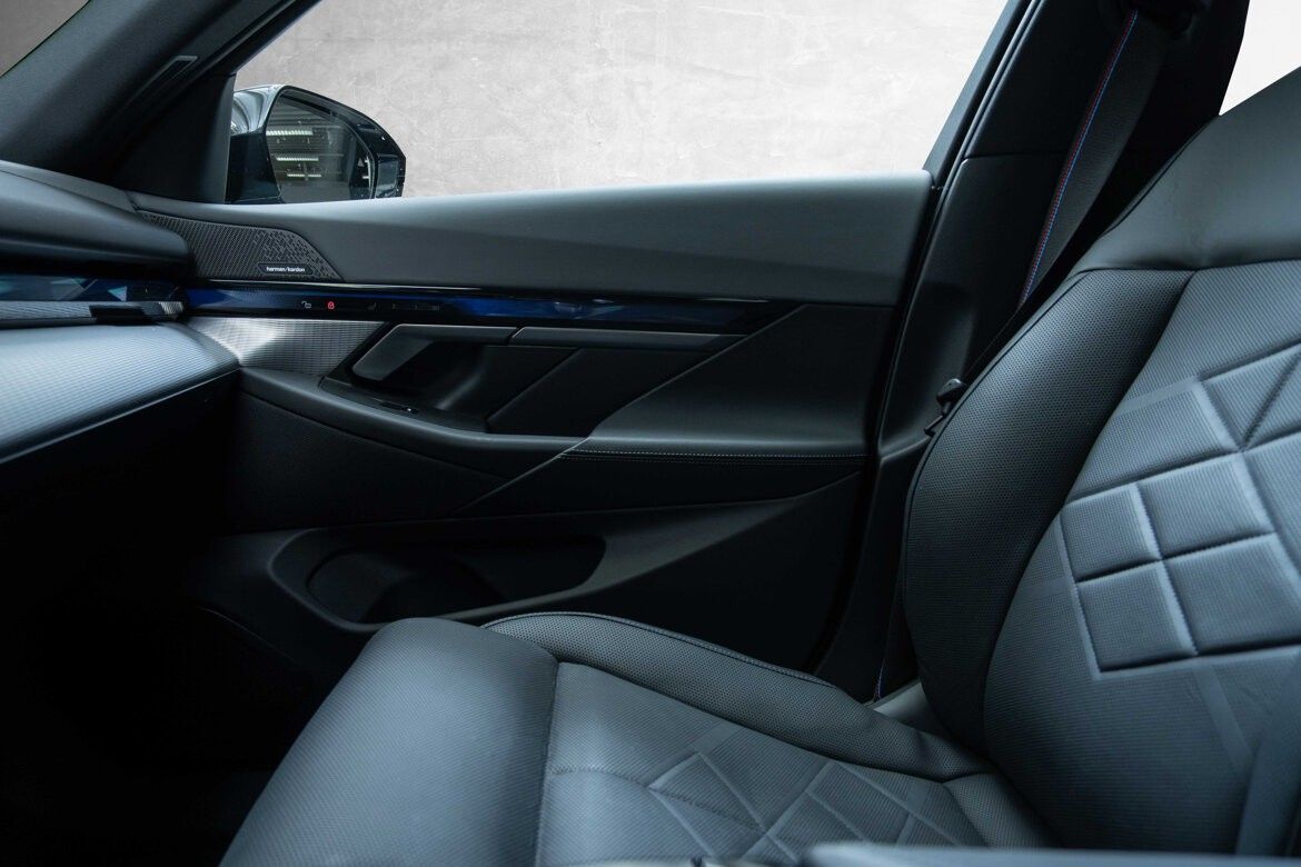 BMW i5
