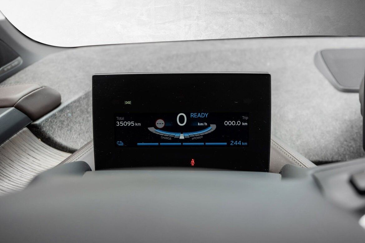 BMW i3