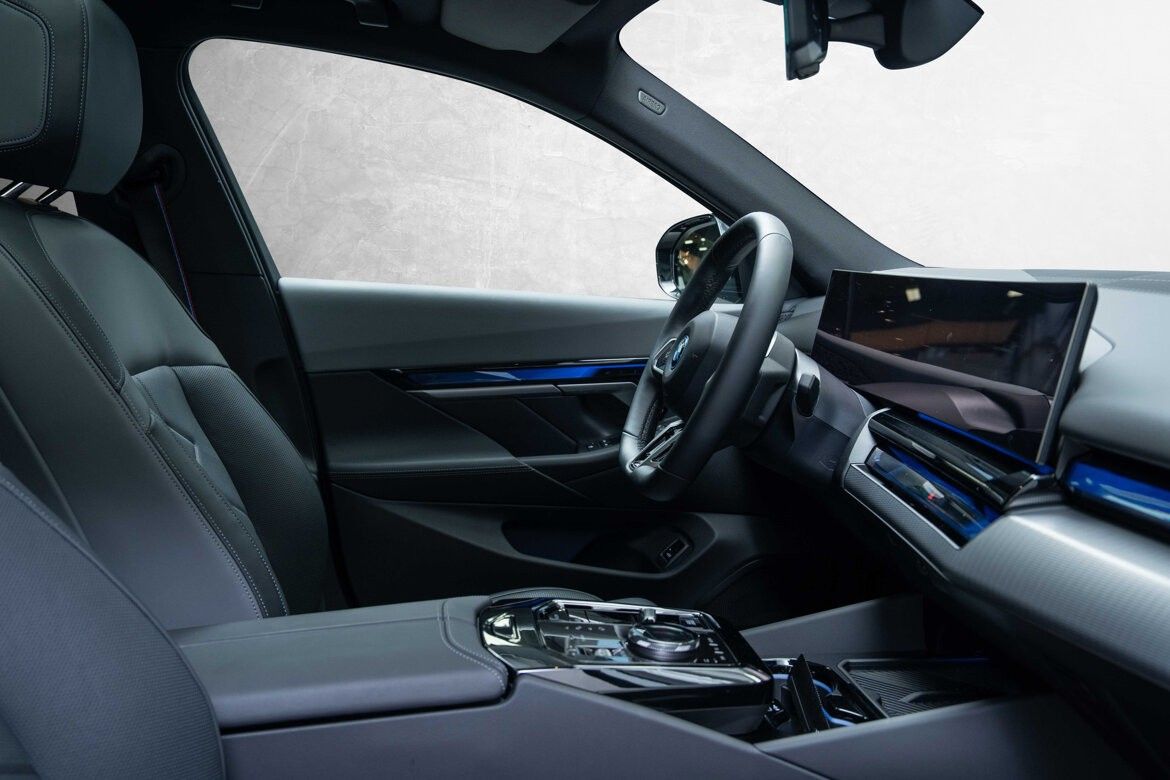 BMW i5