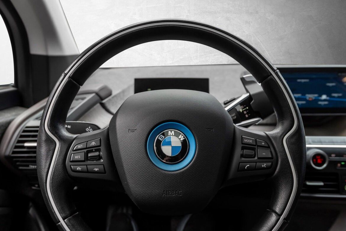 BMW i3