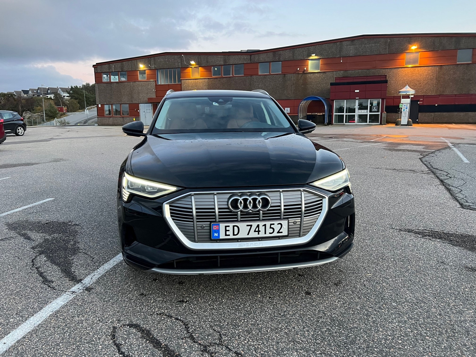 Audi e-tron
