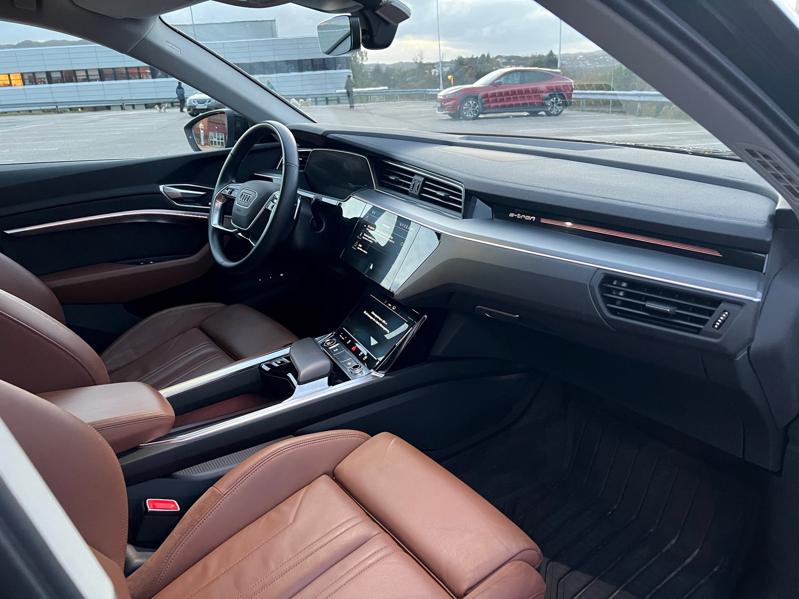 Audi e-tron