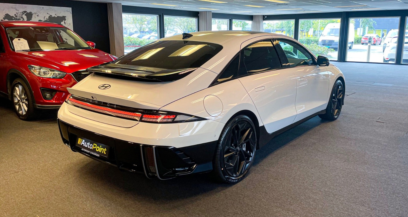 Hyundai Ioniq 6