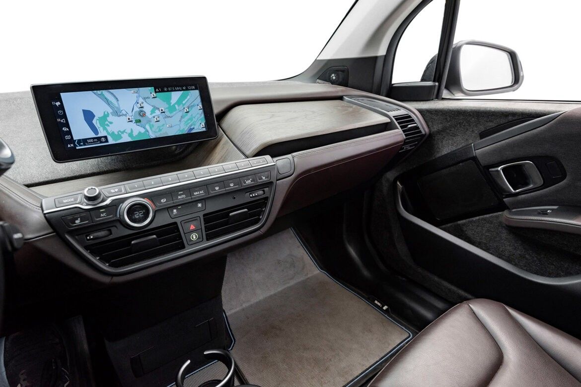 BMW i3