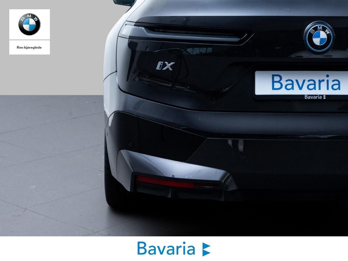 BMW iX xDrive 50