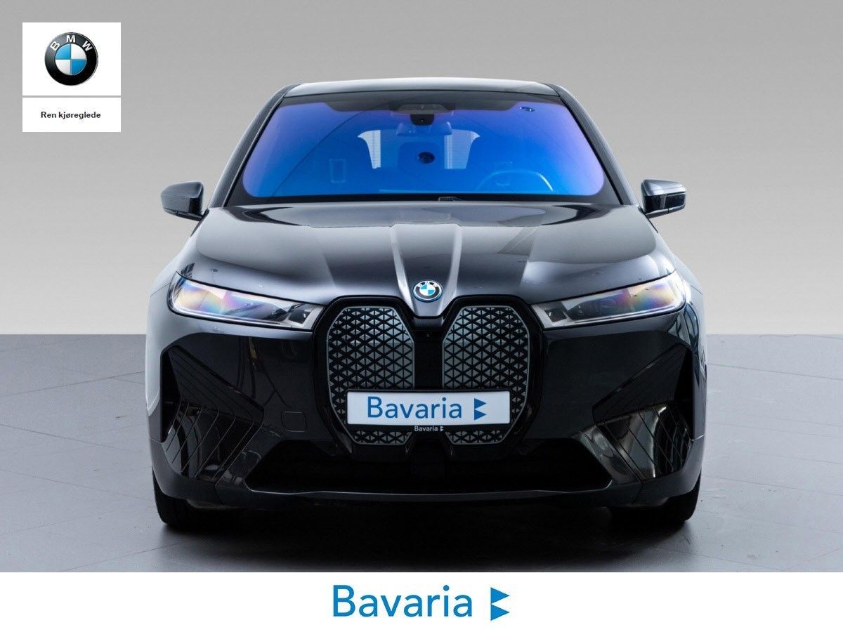 BMW iX xDrive 50