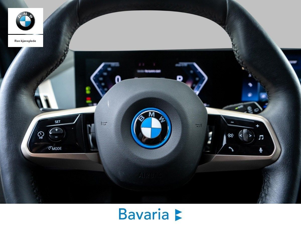 BMW iX xDrive 50