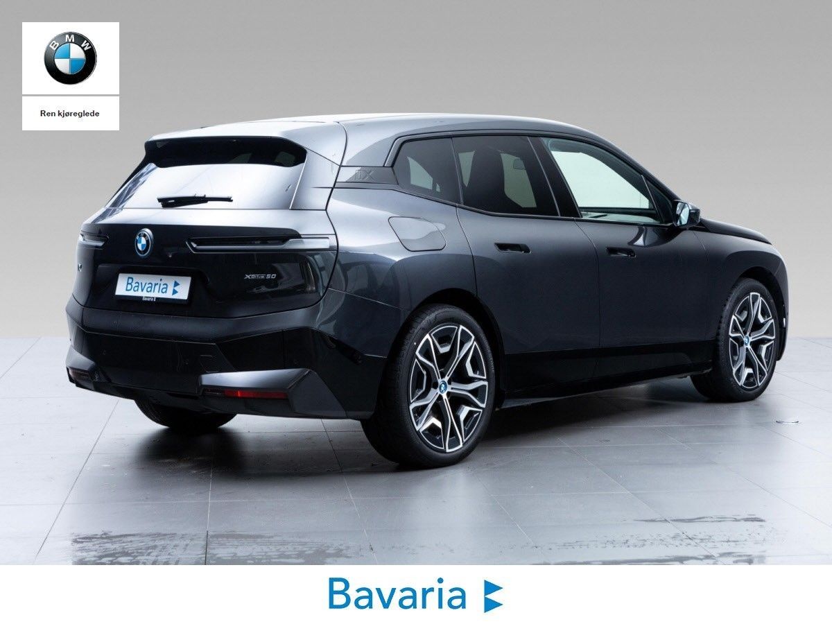 BMW iX xDrive 50
