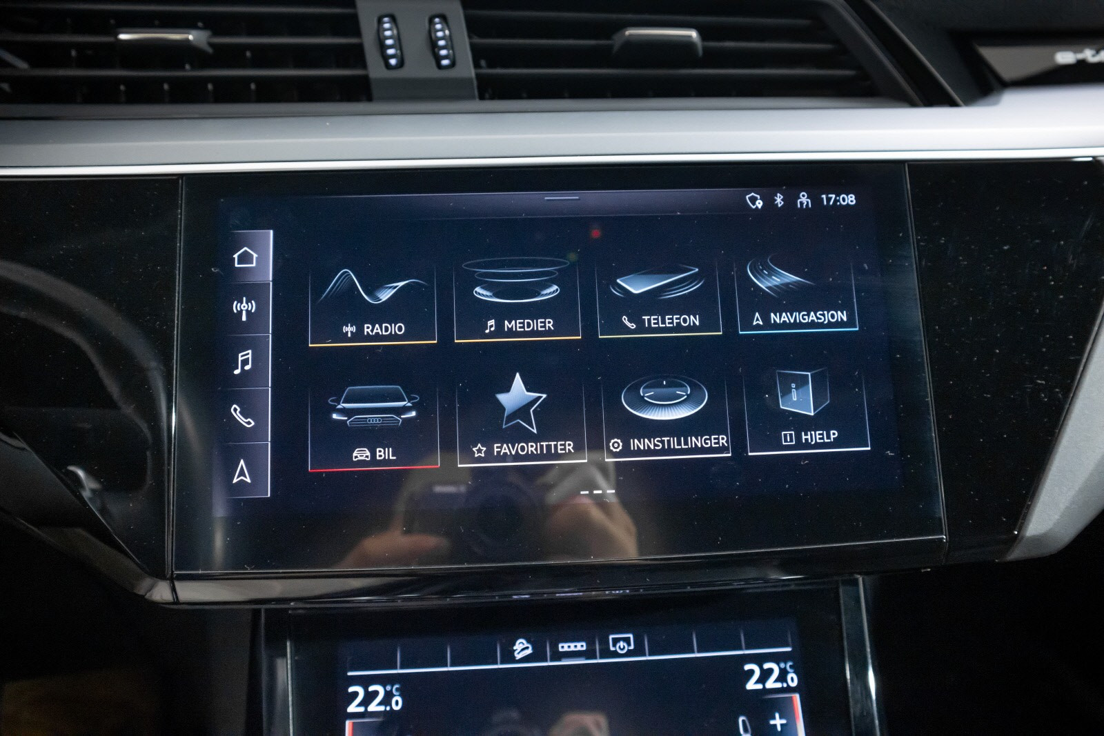 Audi e-tron