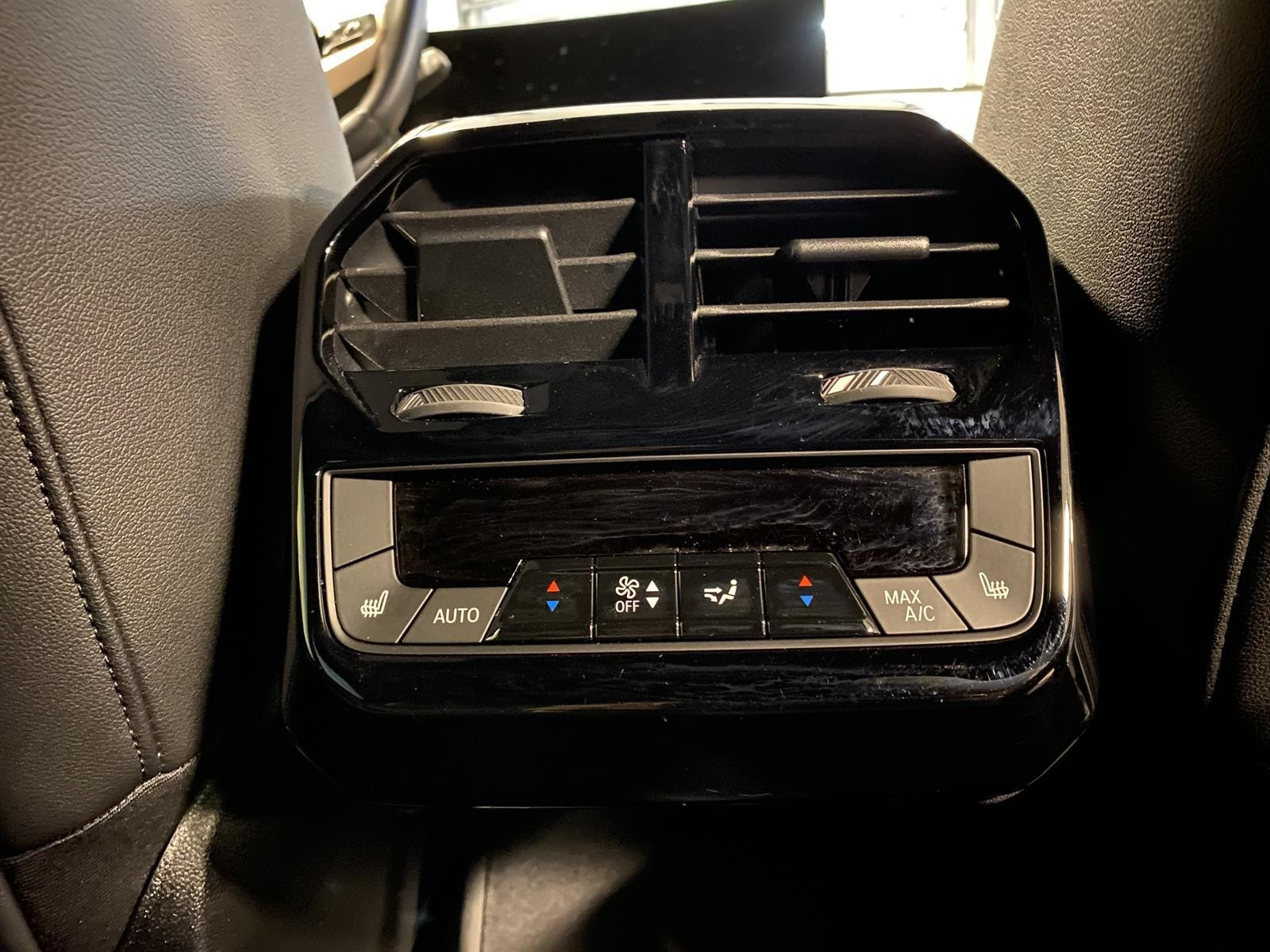 BMW iX xDrive 40