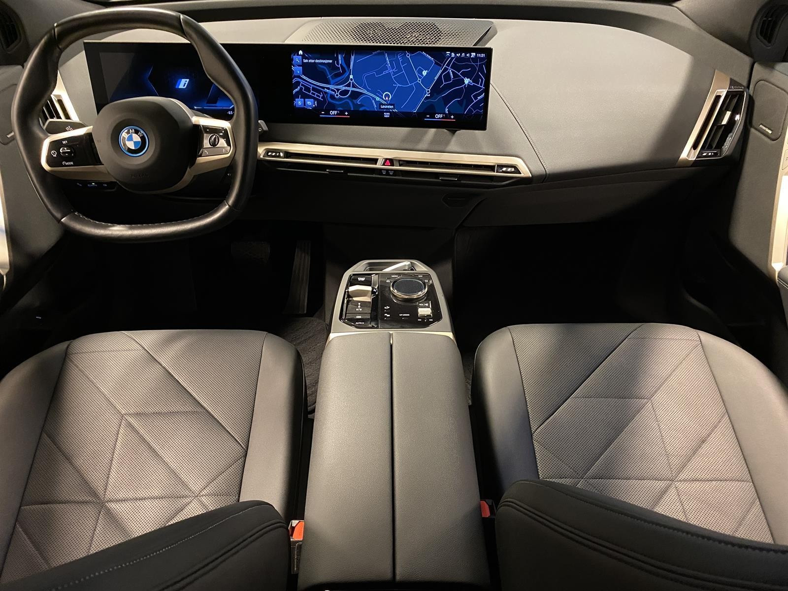 BMW iX xDrive 40
