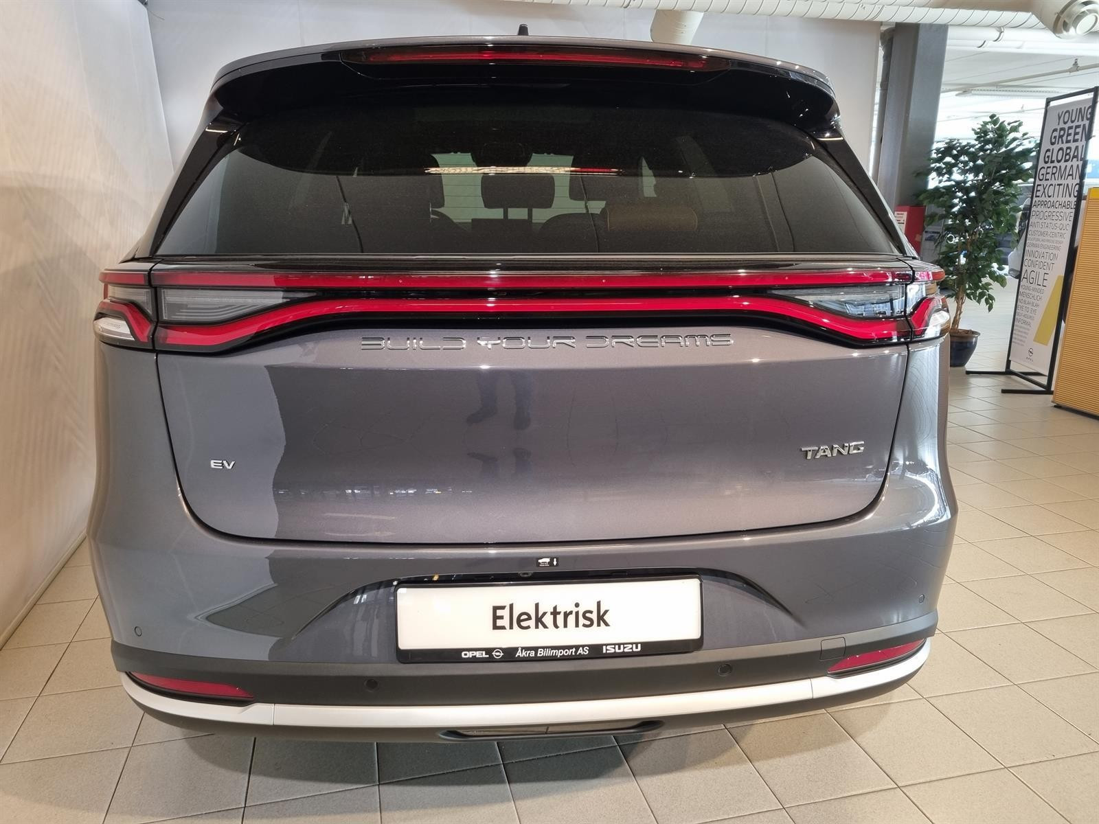 BYD Tang