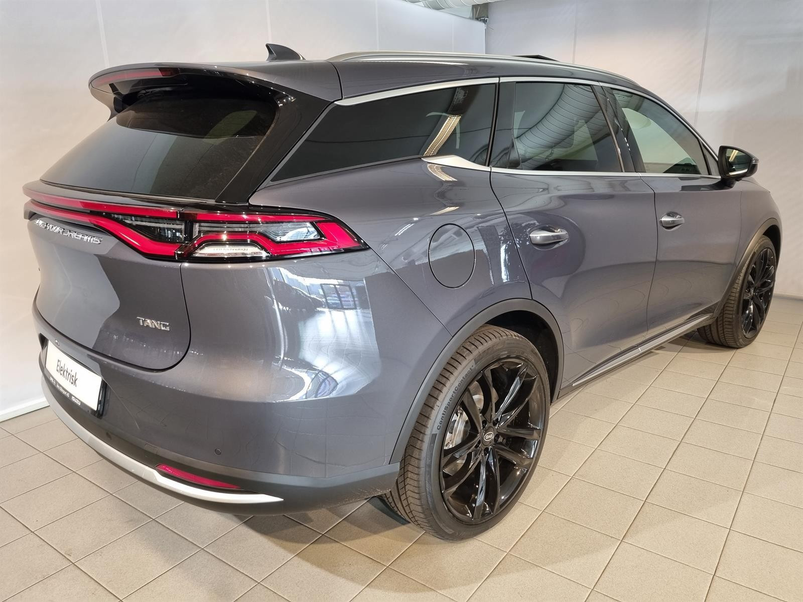 BYD Tang