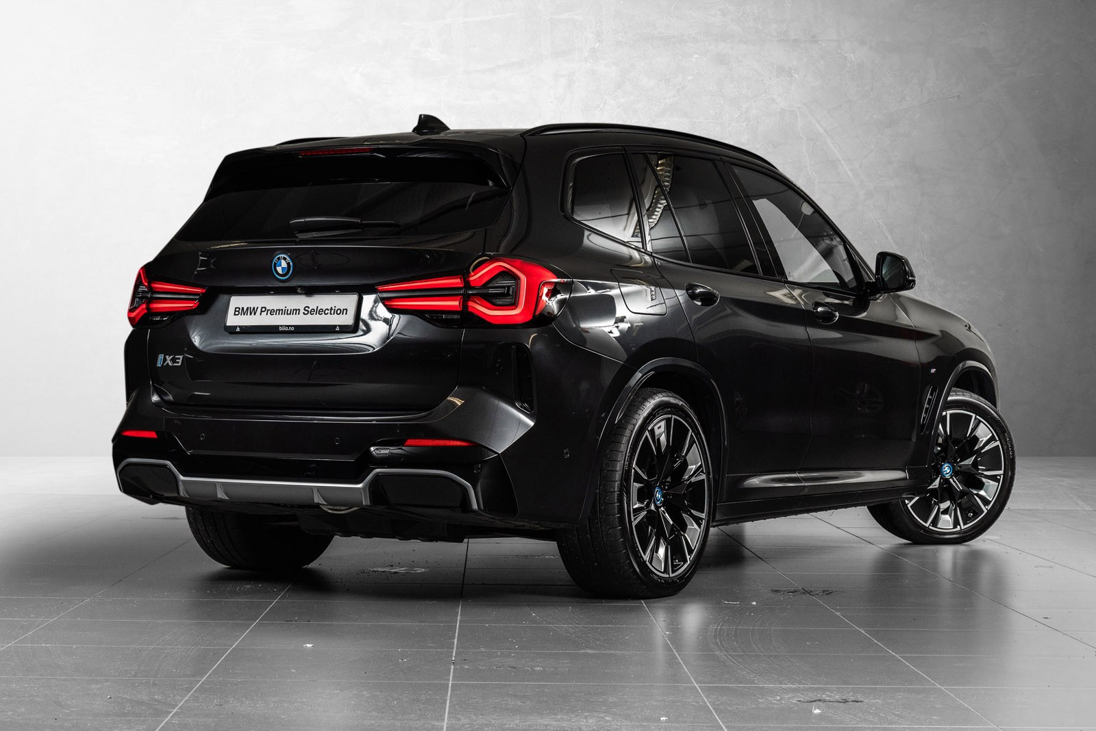BMW iX3