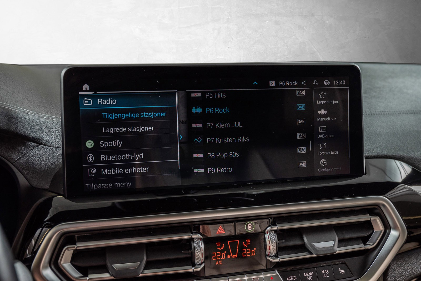 BMW iX3