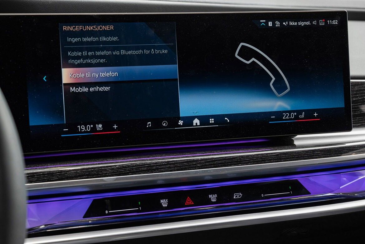 BMW i7