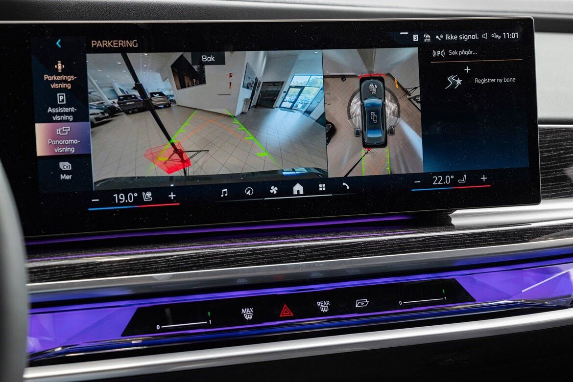 BMW i7