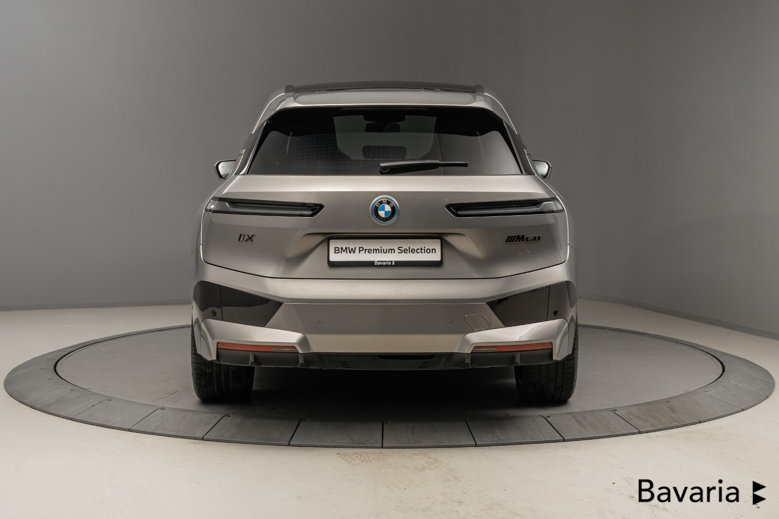 BMW iX M60