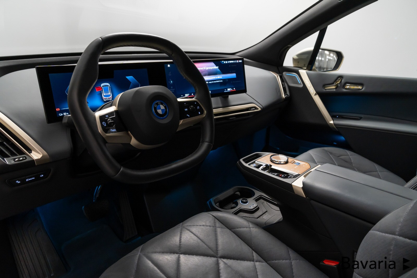 BMW iX M60