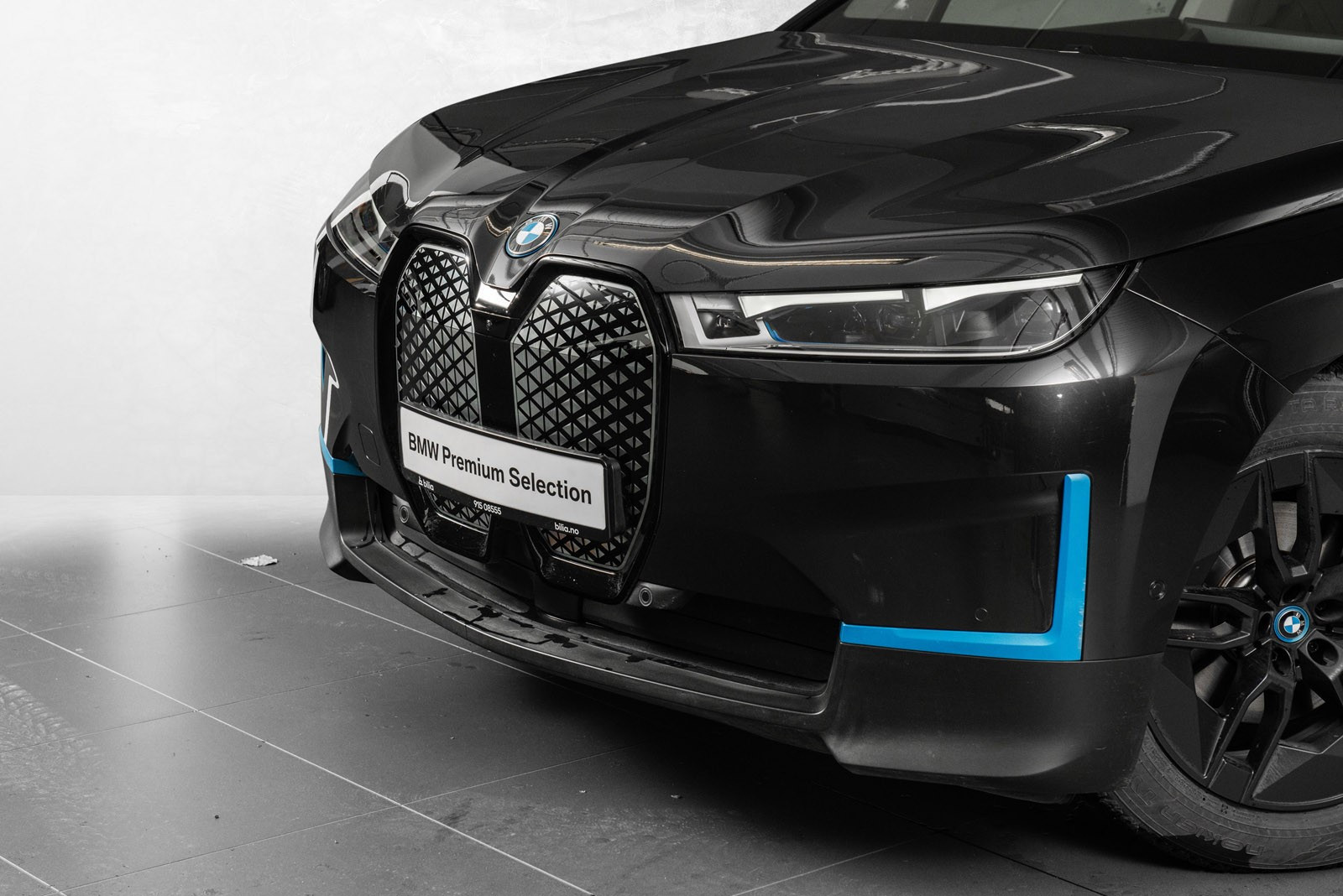 BMW iX xDrive 40
