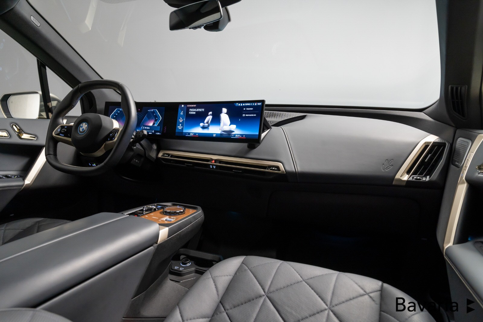 BMW iX M60