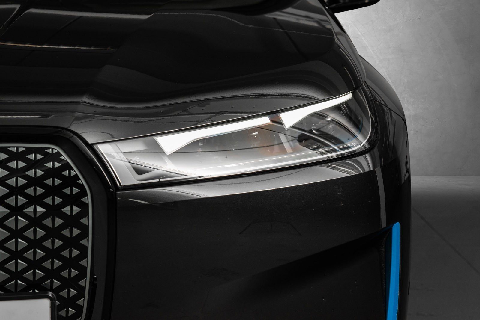 BMW iX xDrive 40