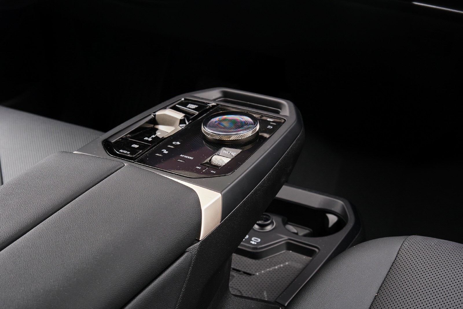 BMW iX xDrive 40