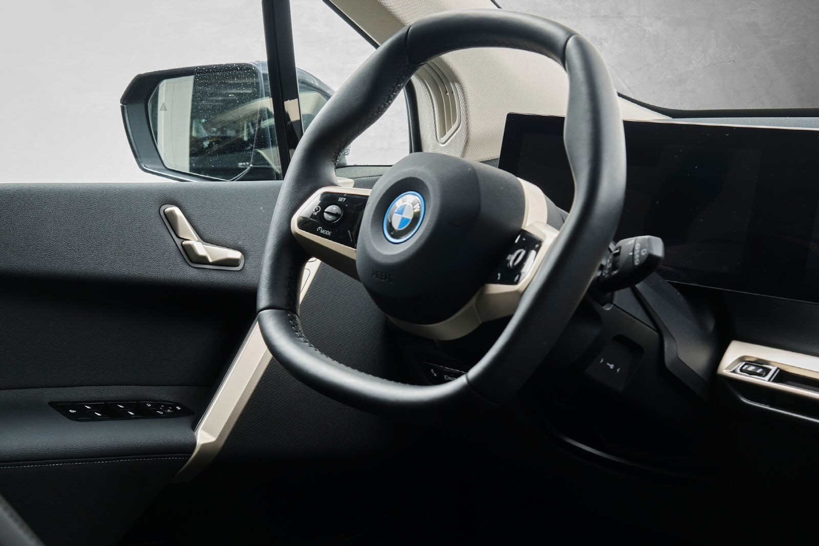 BMW iX xDrive 40