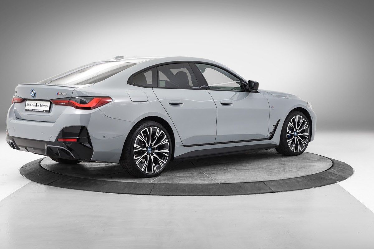 BMW i4 M50
