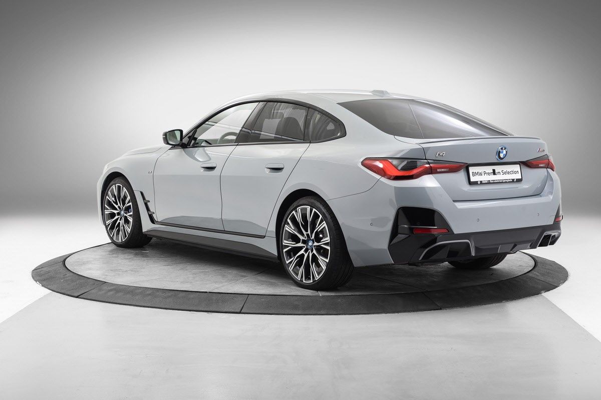 BMW i4 M50