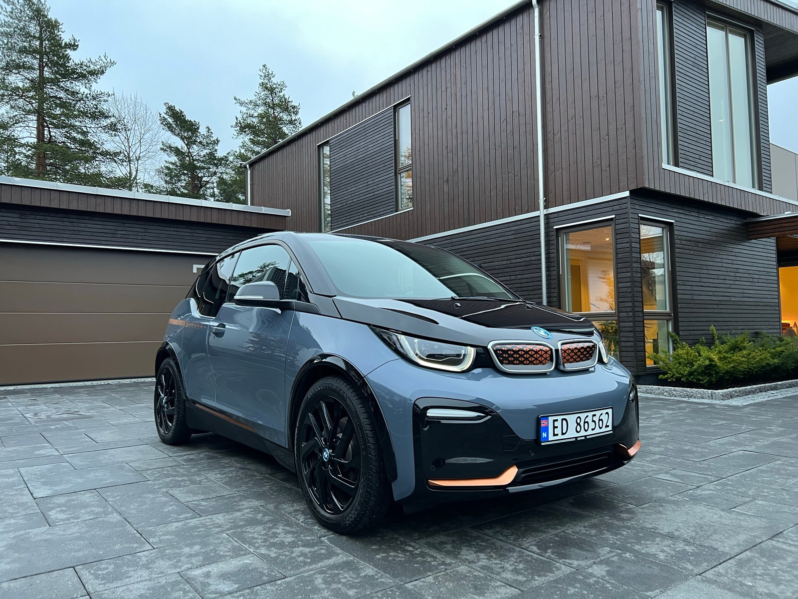 BMW i3