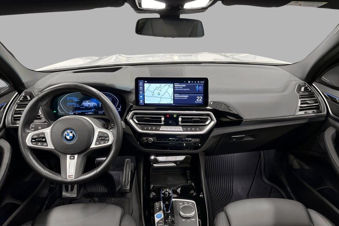 BMW iX3