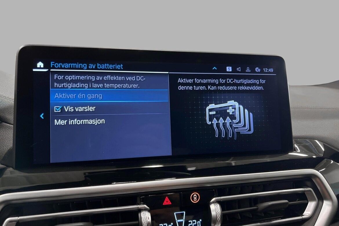 BMW iX3