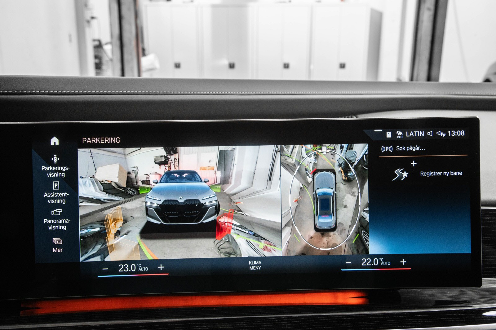 BMW i7