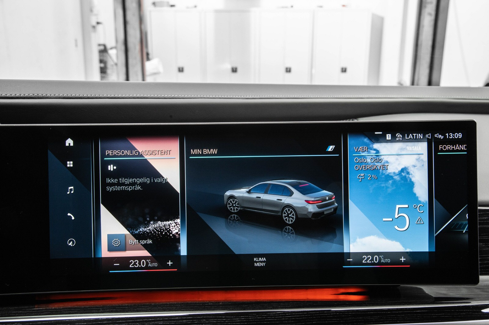 BMW i7