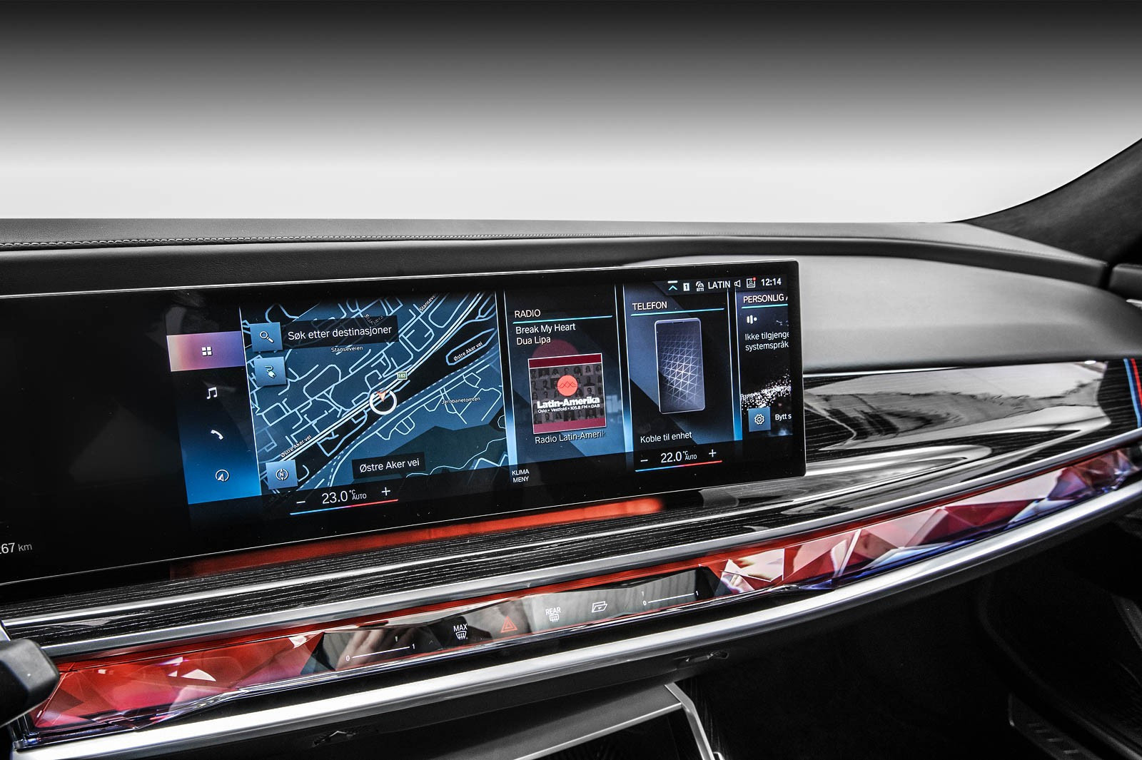 BMW i7