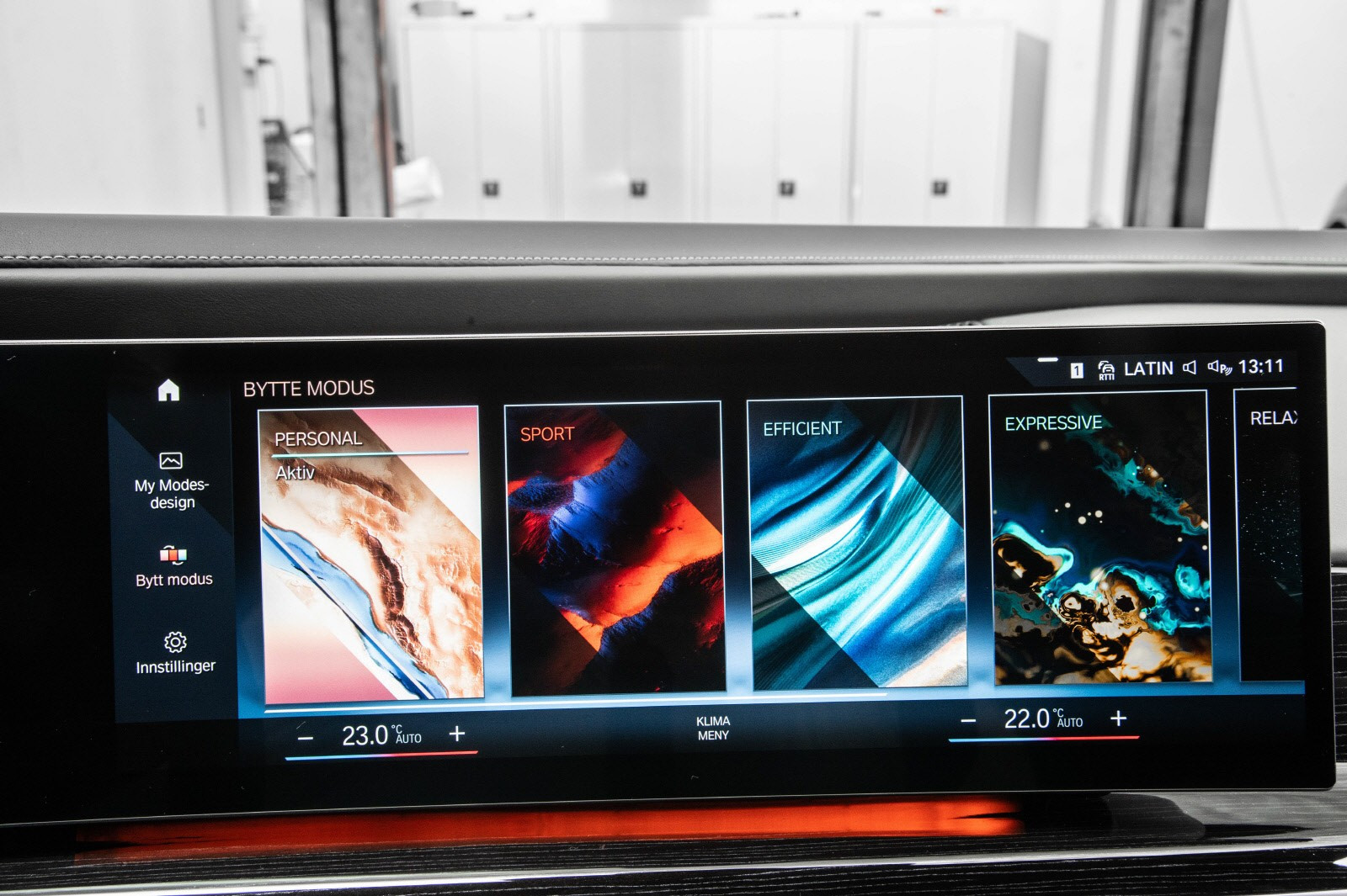 BMW i7