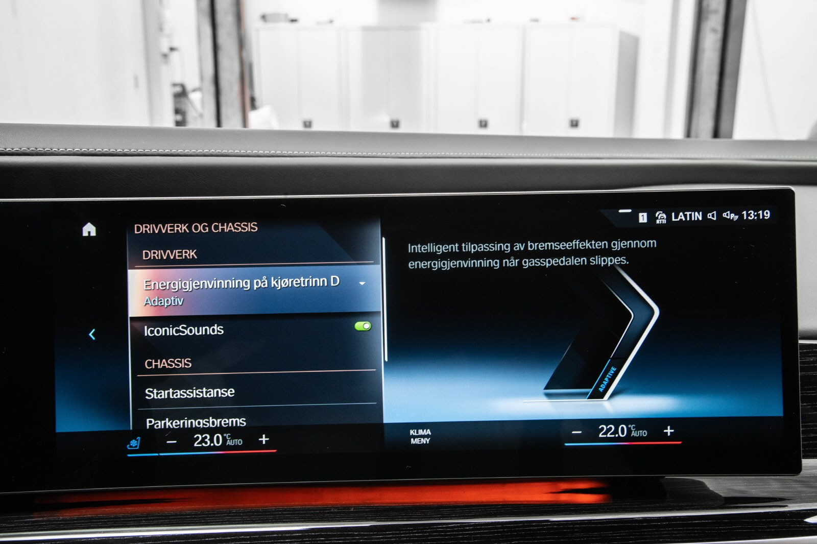 BMW i7