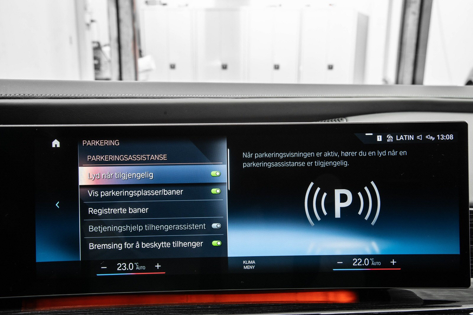BMW i7