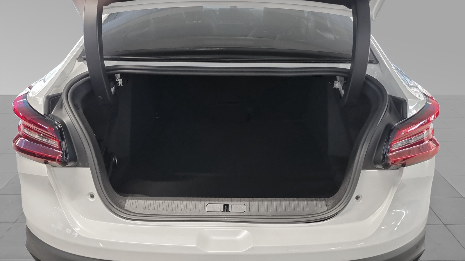 Citroen E-C4 X