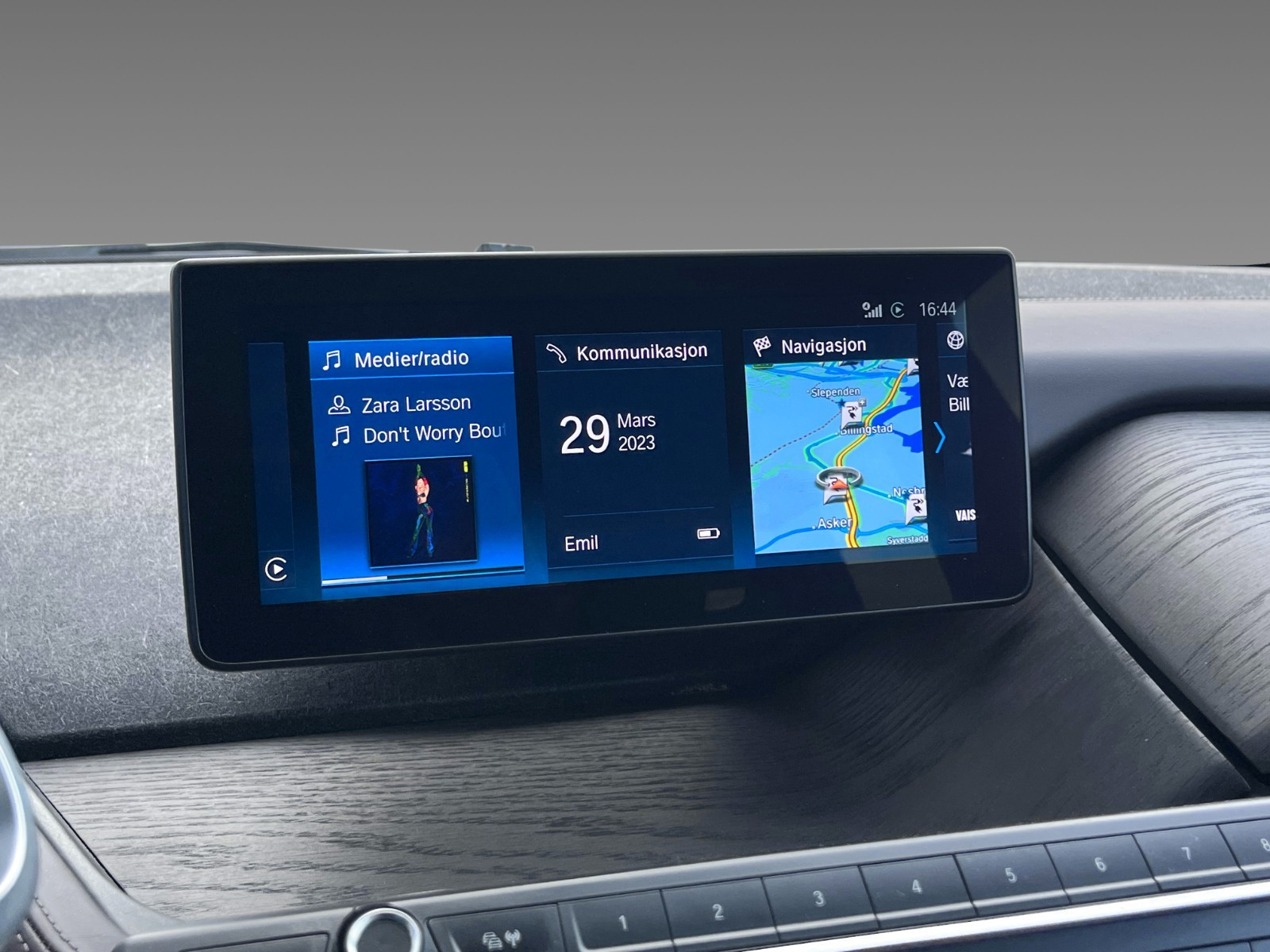 BMW i3