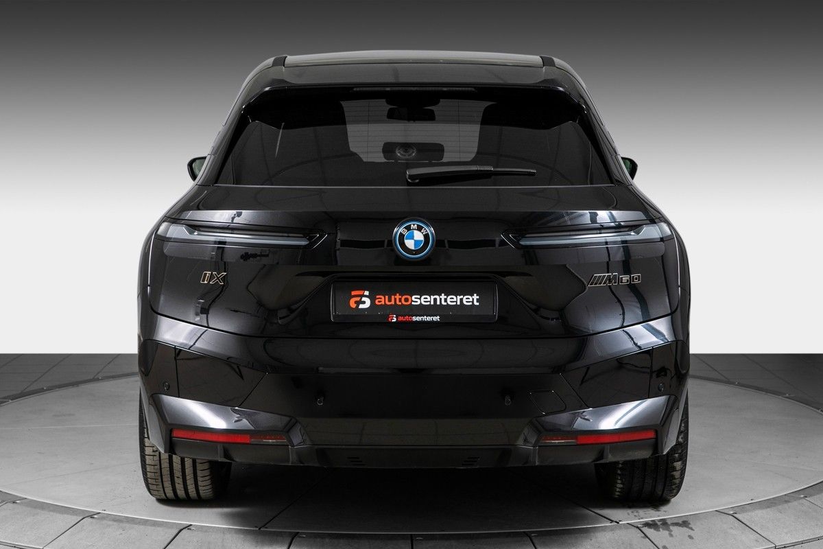 BMW iX M60