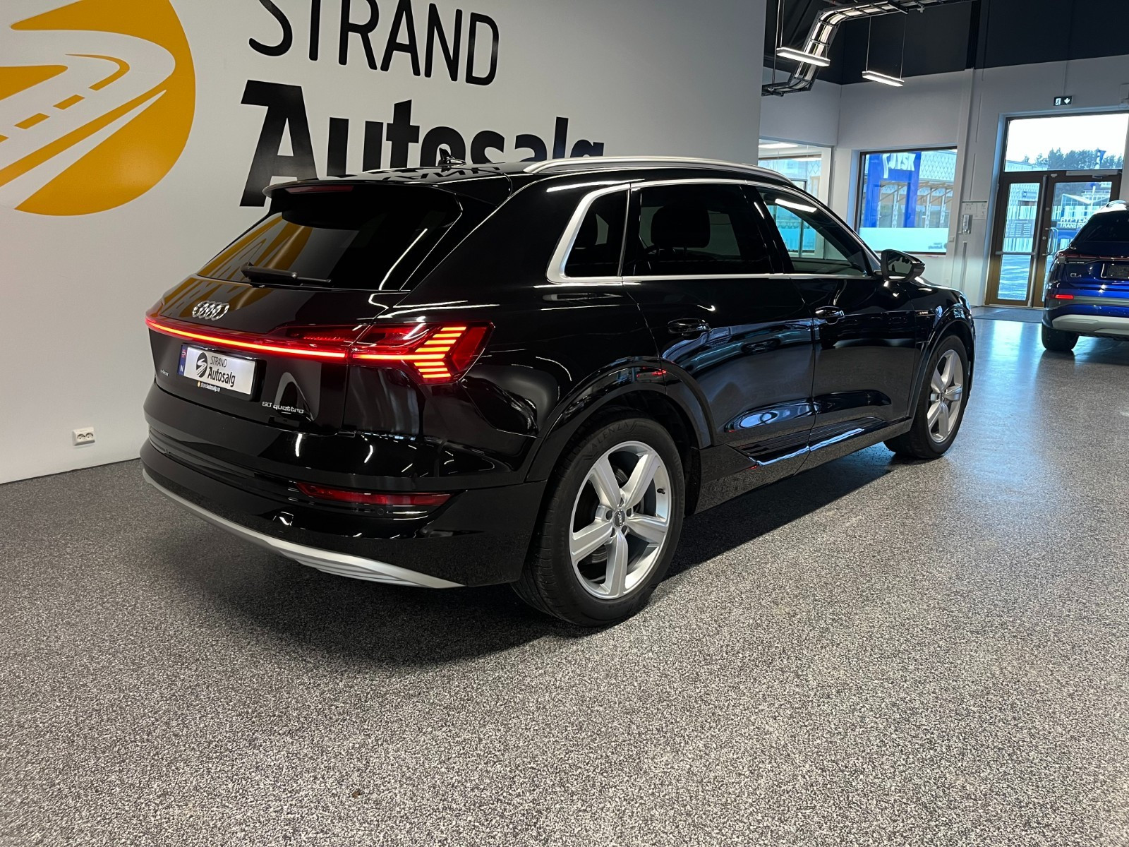 Audi e-tron