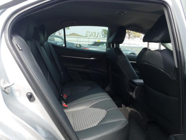 Toyota Camry 2019