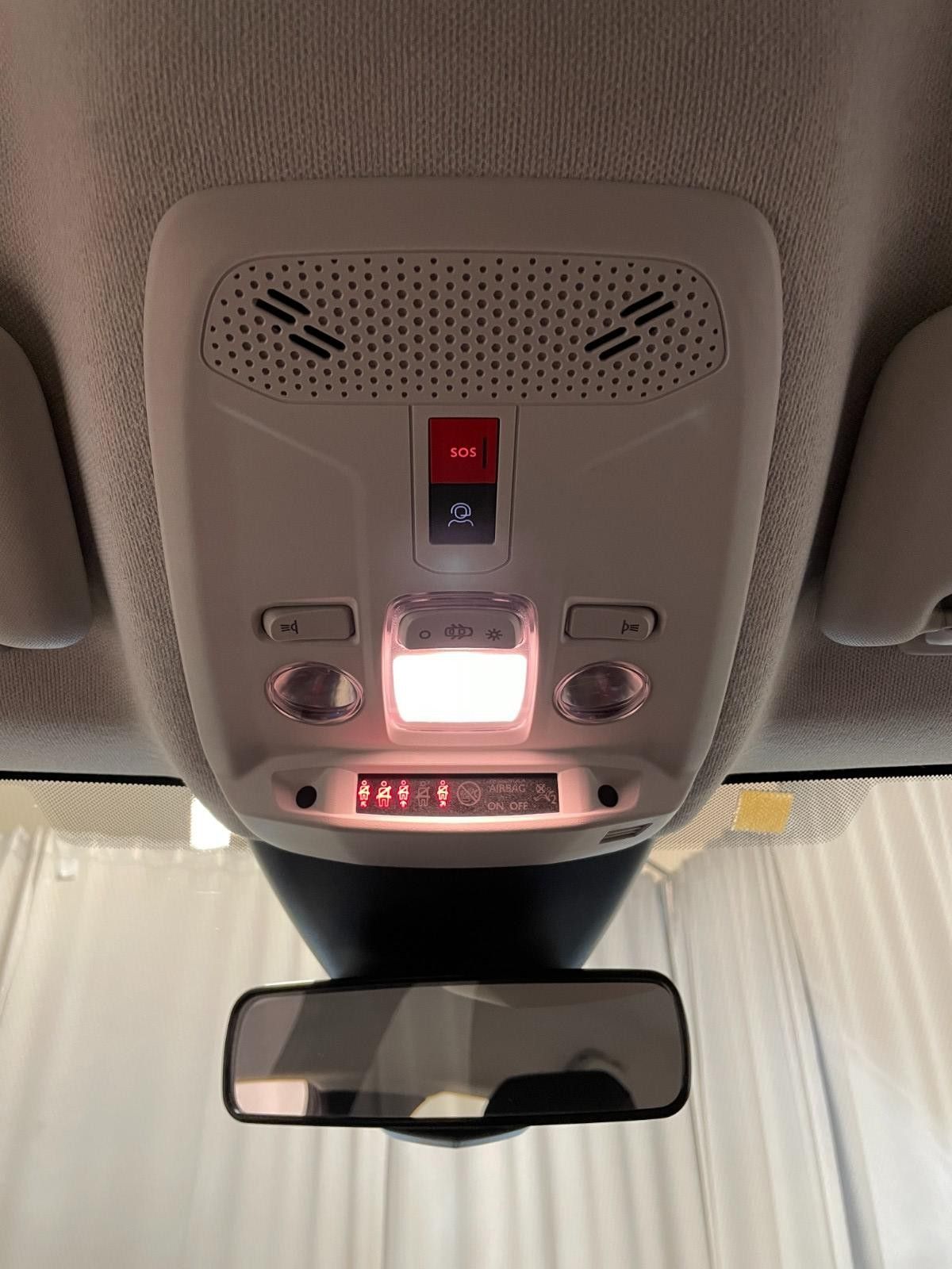 Citroen E-C4