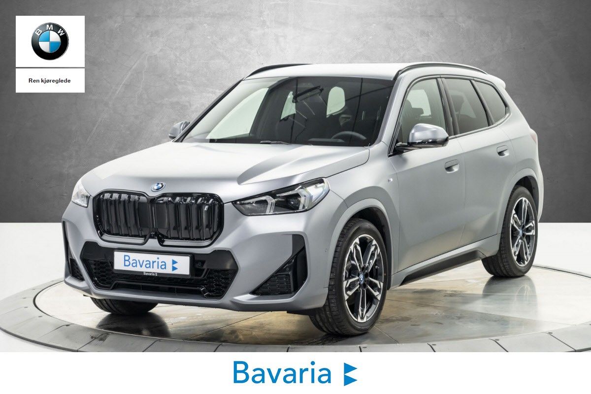 BMW iX1