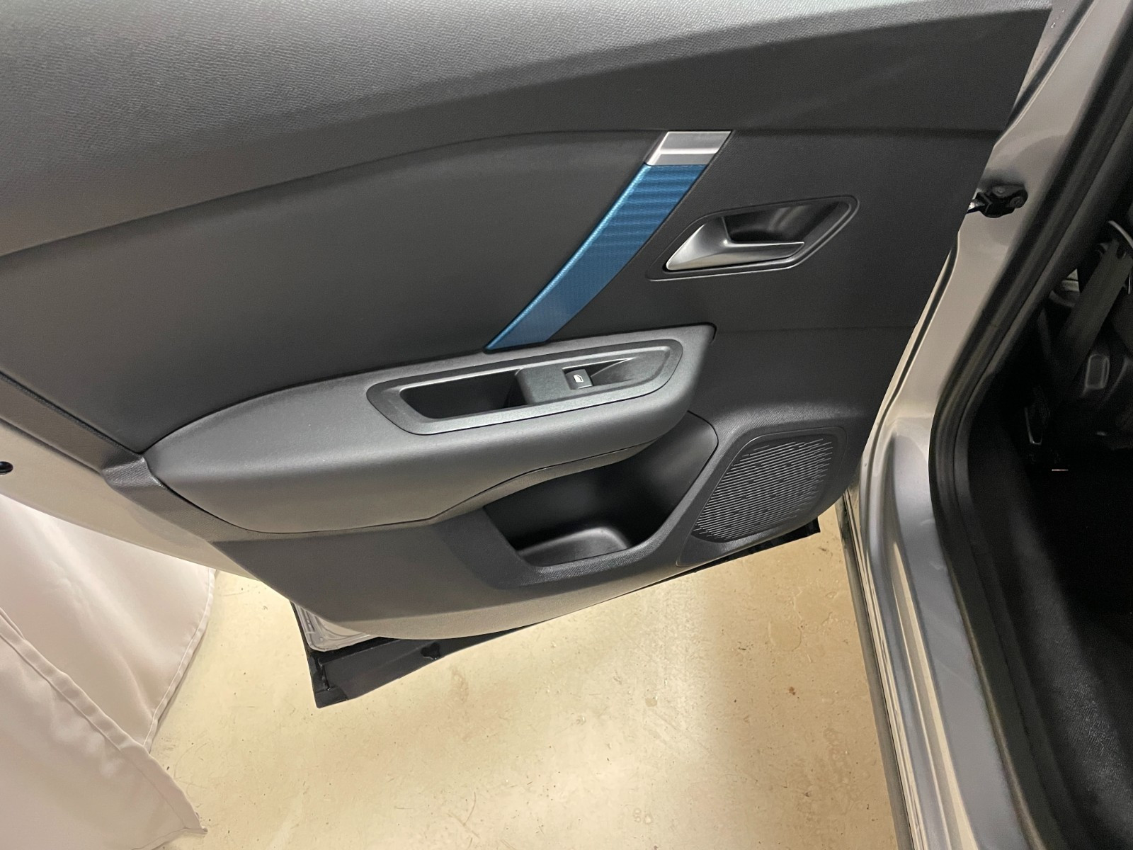 Citroen E-C4