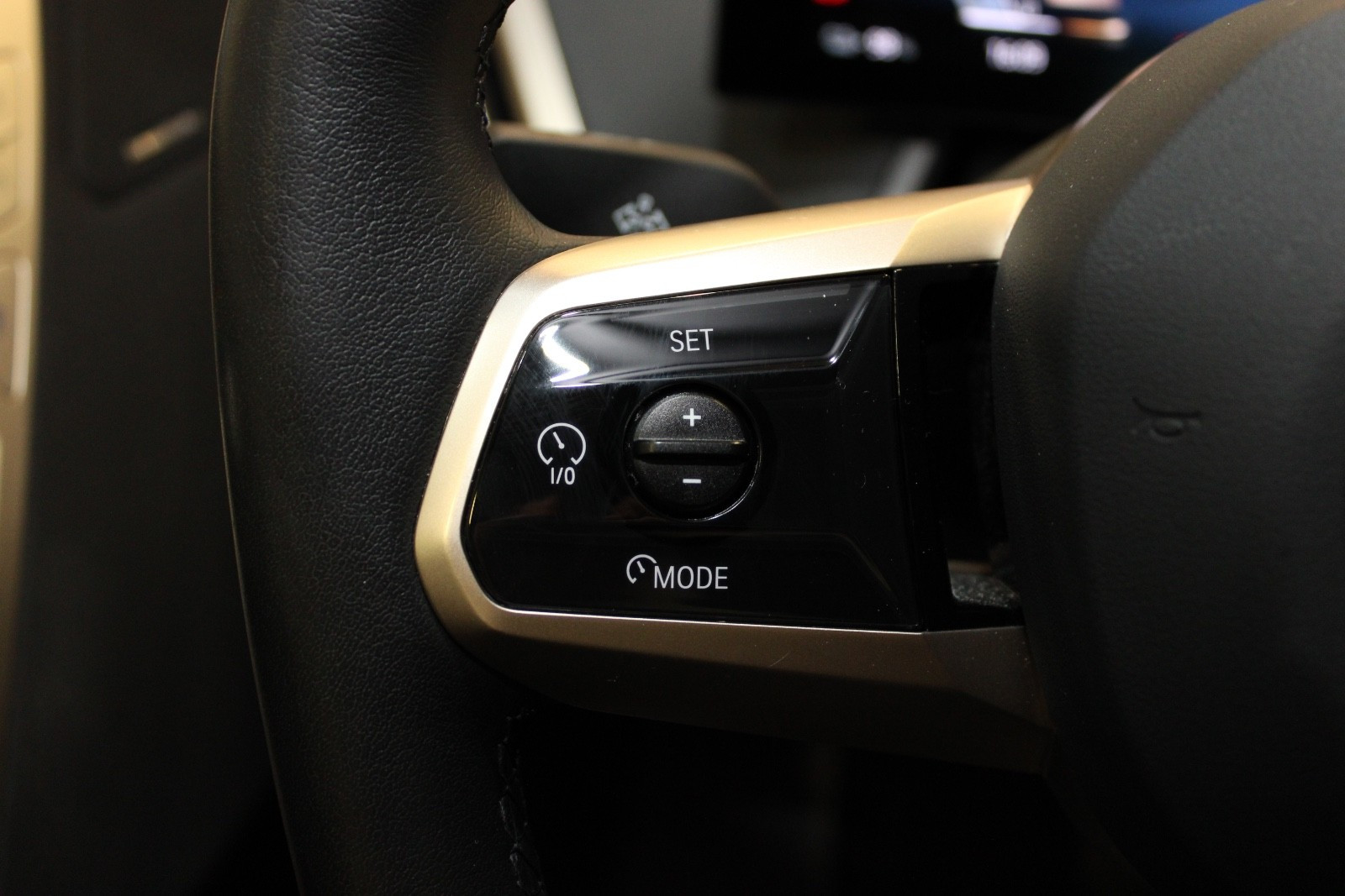 BMW iX xDrive 40
